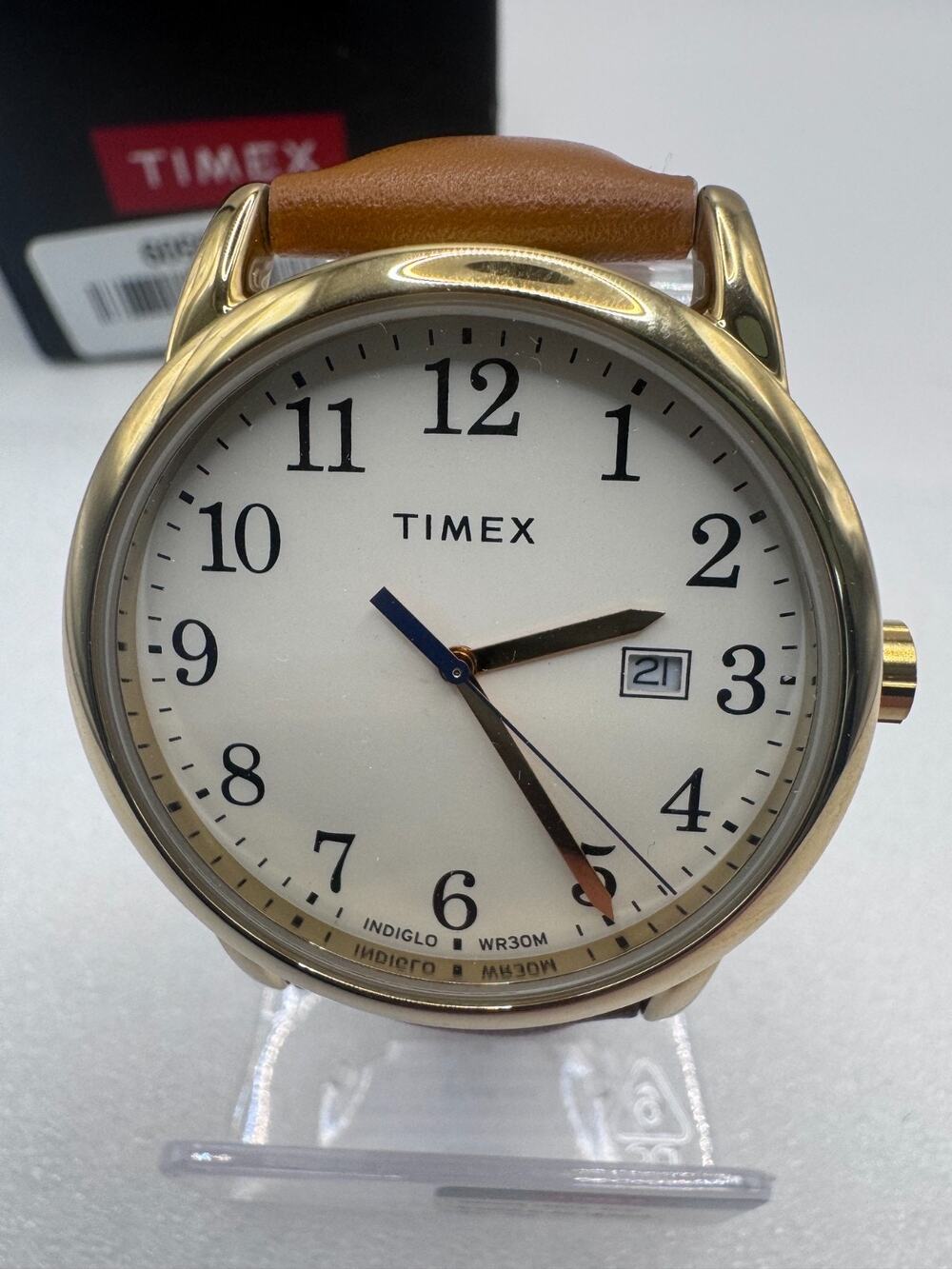 Timex Easy Reader Gold-Tone Case White Dial with Leather Strap